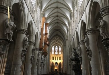 サン・ミッシェル・エ・ギュデュル大聖堂（ブリュッセル）