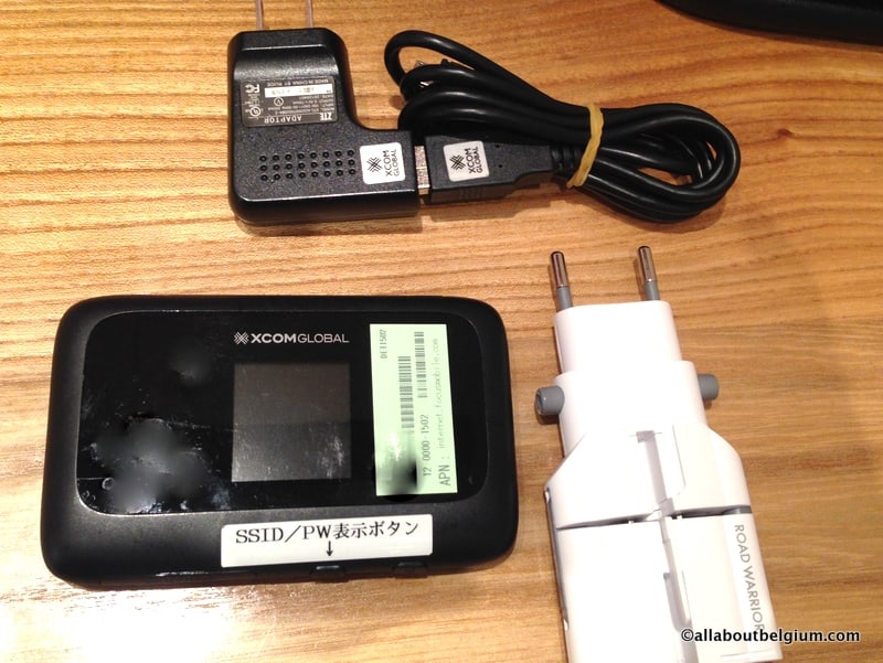 レンタルしたWiFIルーター。ベルギーに着いたらすぐに使うので、機内持ち込み荷物に入れています。
