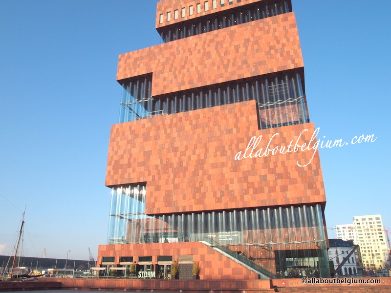 アントワープ美術館 Museum n De Stroom の無料の展望台に登ろう ベルギー観光旅行と生活情報サイト Belplus