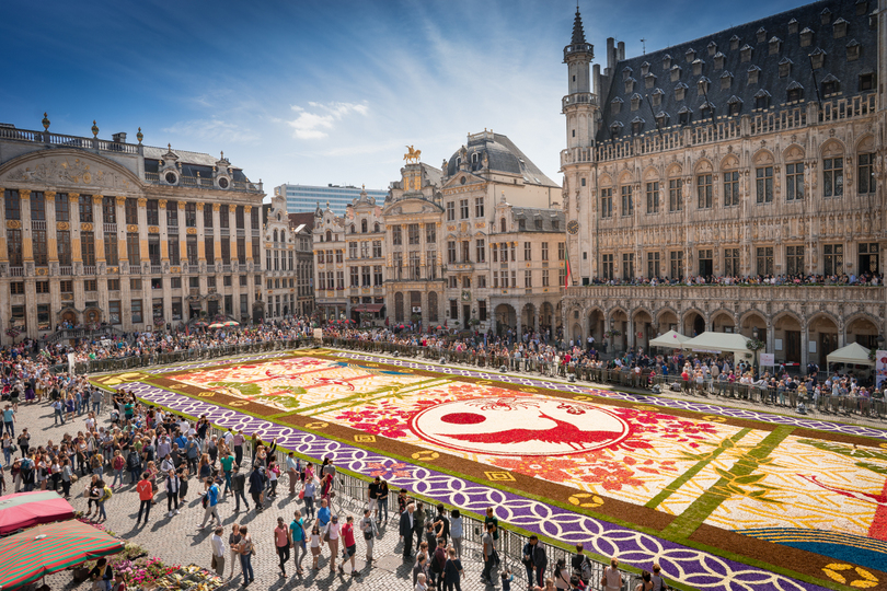 ブリュッセルの世界遺産を花で埋め尽くすイベント「フラワータイム」完全ガイド