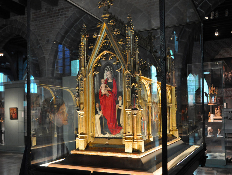 ベルギーの7代秘宝の1つにあげられる『聖ウルスラの聖遺物箱』