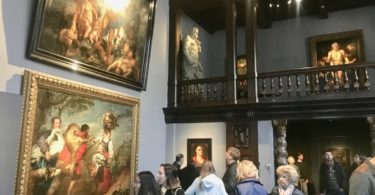 スタジオは何部屋にも分かれており、最も有名な「ルーベンスの肖像画」をはじめ、この時代の芸術家たちの絵画、彫刻、銀細工等がコレクションされています。